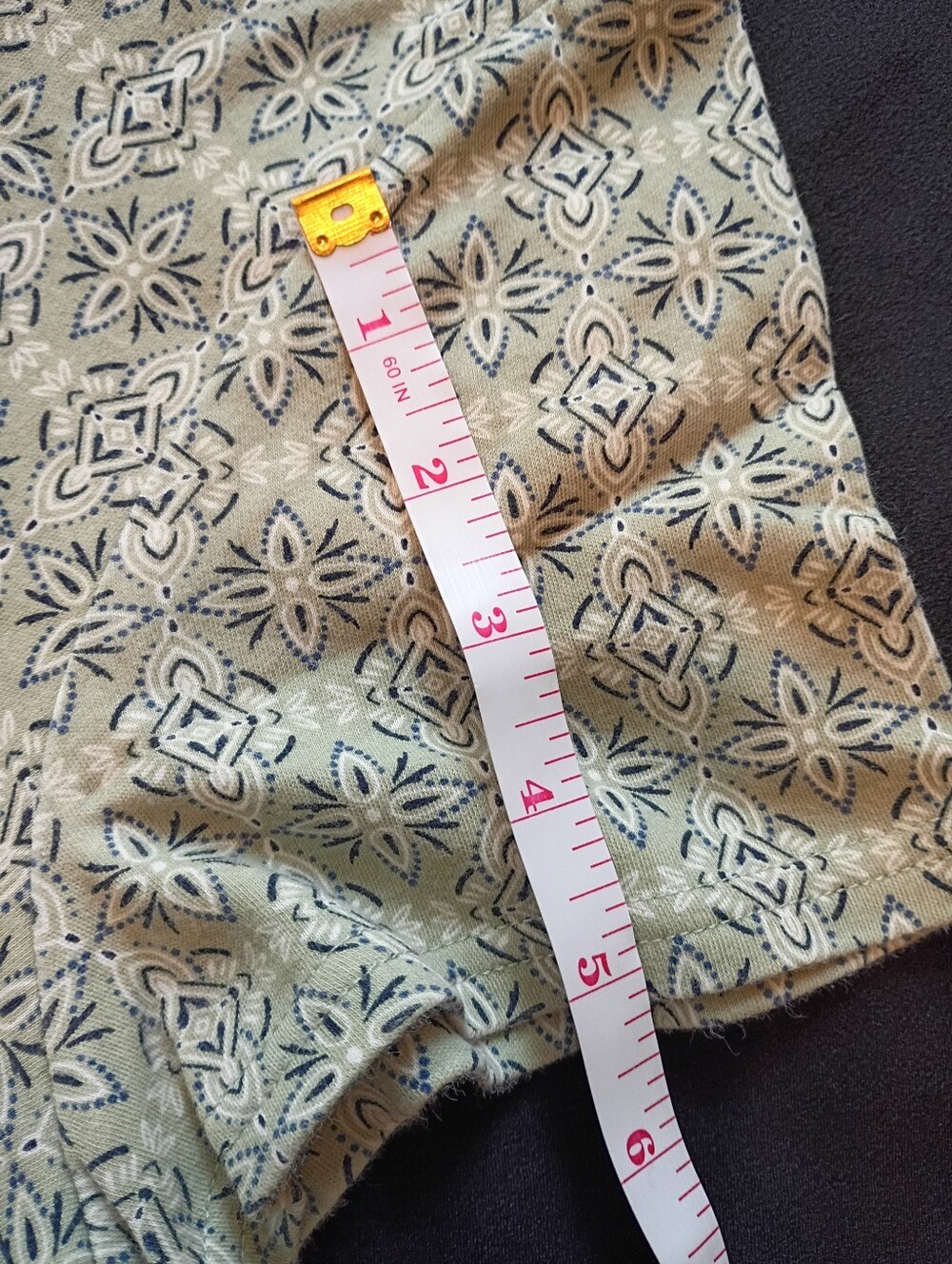 geometric print top beige black Croft & Barrow The Classic Tee Short Sleeve Top - Picture 7 of 9
